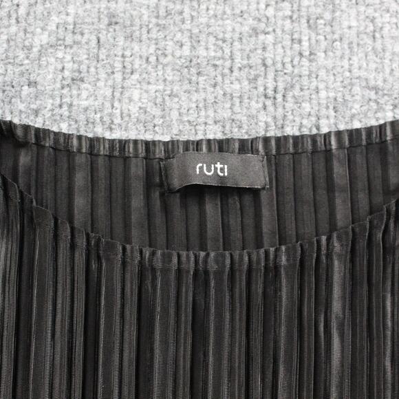 Sold - Picture 4 of 16